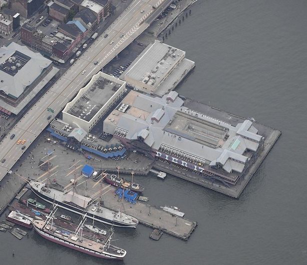 south street seaport -fulton st: south street seaport -fulton st